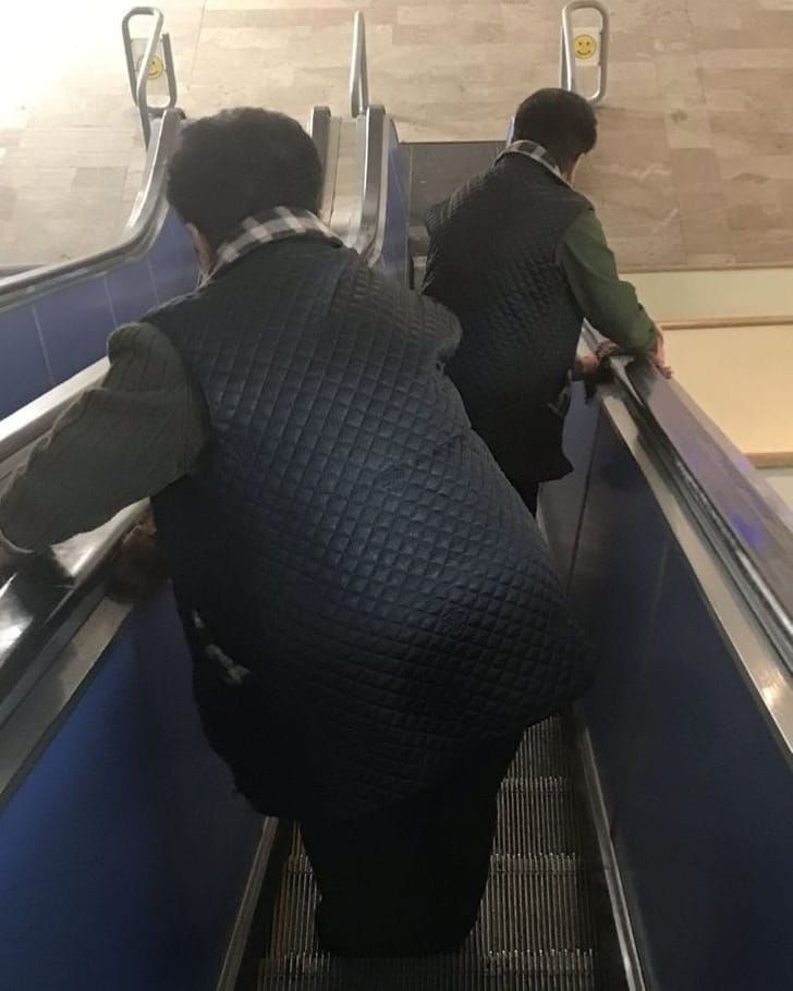 Moment Epik Ketika Bertemu Kembaran